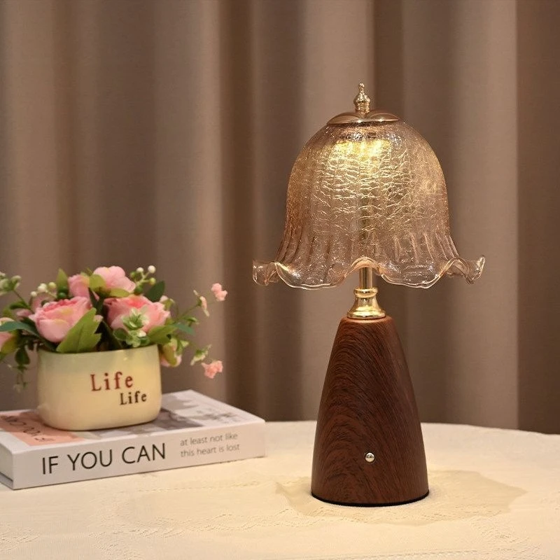 French champagne ceramic table lamp, living room decorative table lamp, bedroom bedside atmosphere night lamp