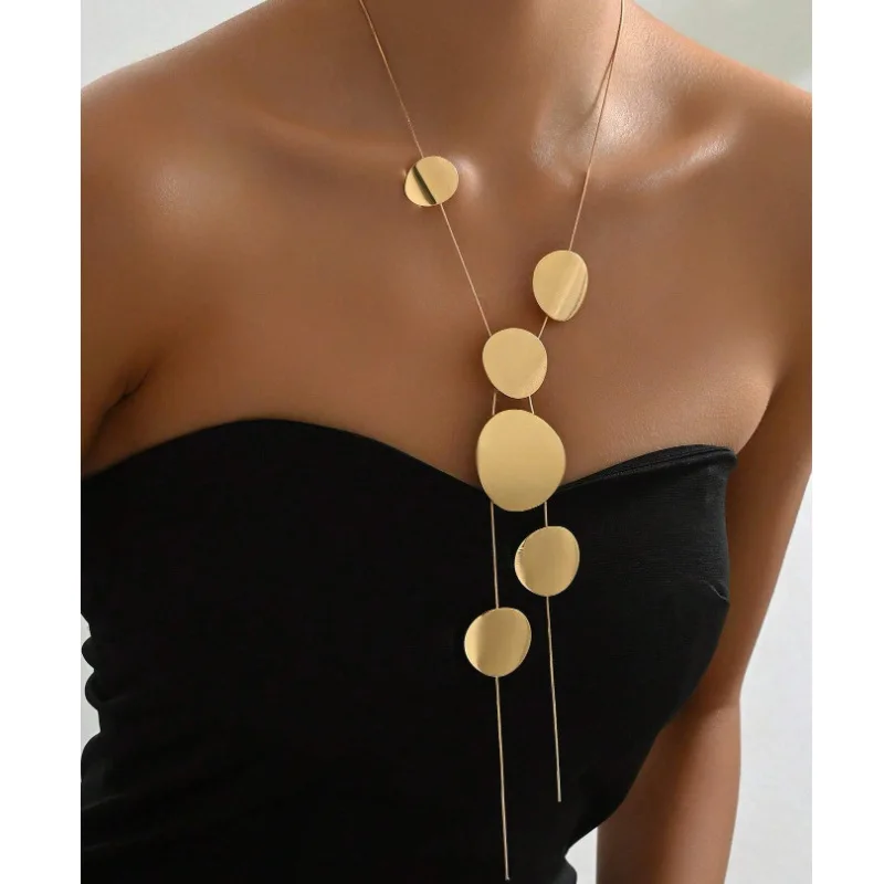 KMVEXO 2025 Vintage Gold Color Sequin Long Necklaces for Women Hollow Sweater Chains Necklace Statement Men Gothic Jewelry Gift