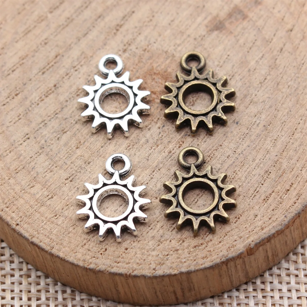 WYSIWYG 20pcs 15x12mm 2 Colors Antique Bronze Color Antique Silver Color Gear Charms For DIY Jewelry Making