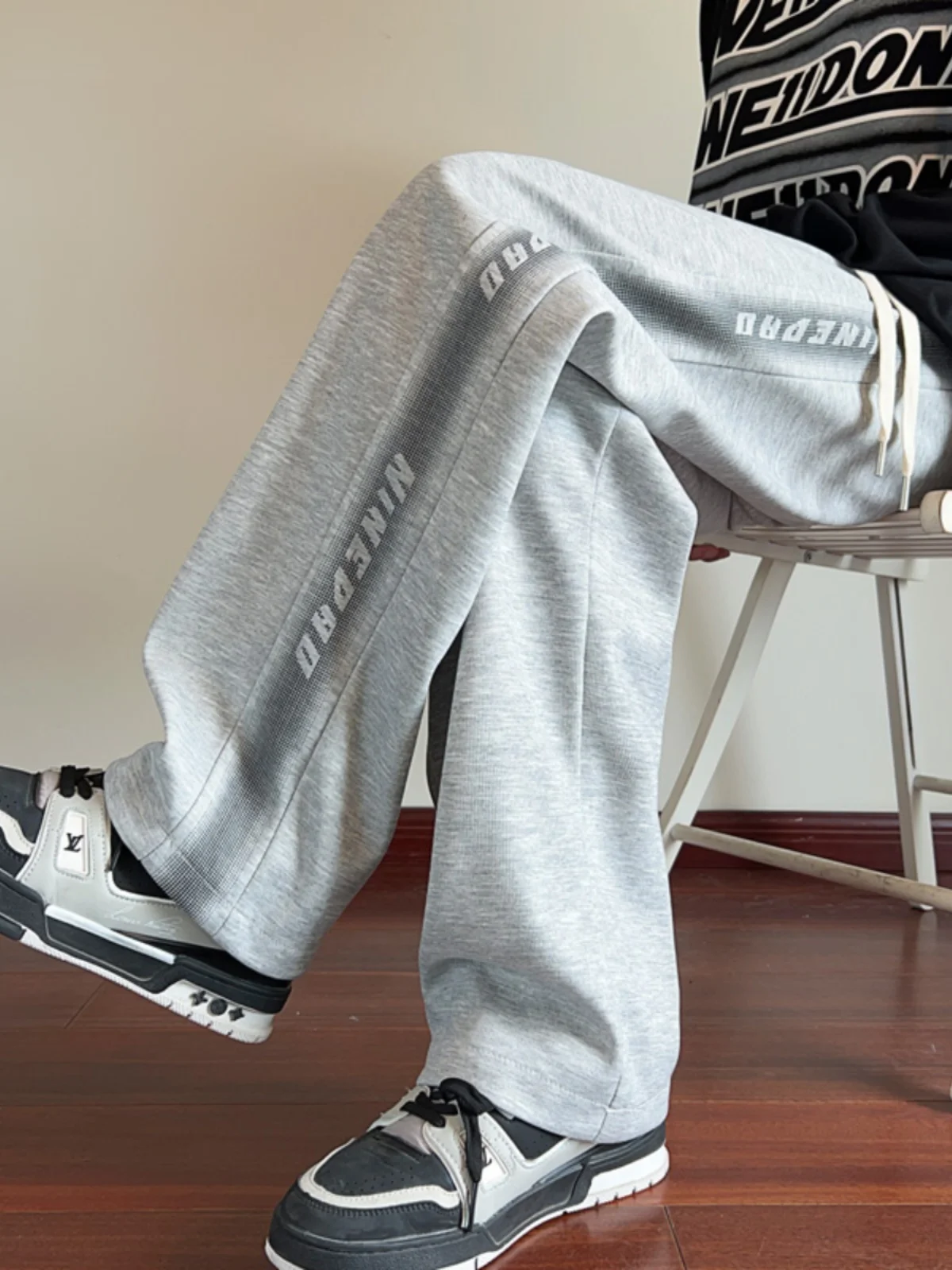 

Мужские спортивные брюки American Sle Baskeall, осенние, модные, брендовые, молодежные, свободные, больших размеров, с широкими штанинами, повседневные...