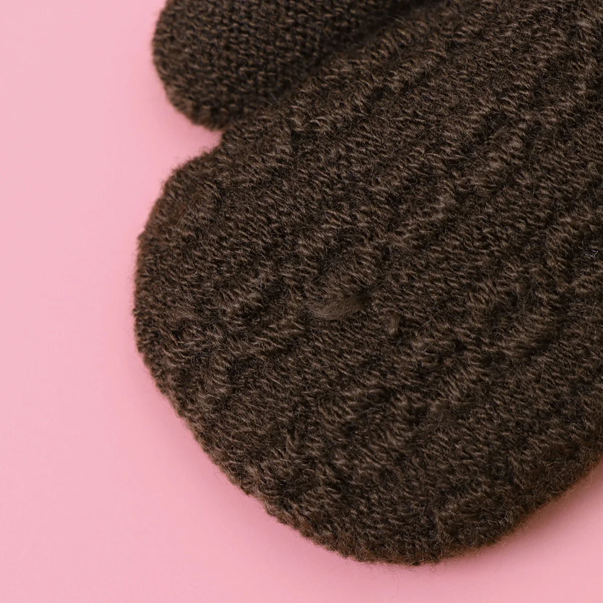

Winter Layer Knitted Gloves Coffee Color 1-4 Years Old Thick Soft Hanging Gloves Cold Weather Protection