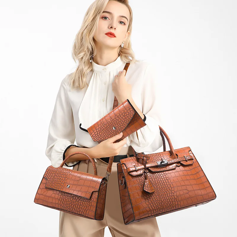 2024 New Autumn/Winter Crocodile Pattern Handbag Fashion Trend Skew Straddle Large Capacity Three Piece Set Mother Bag