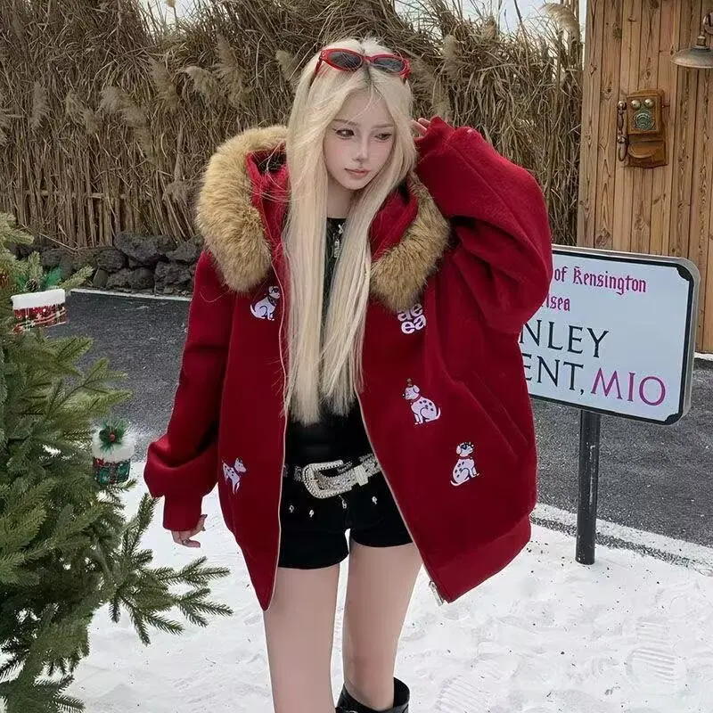 

Wine red embroidered thick fur collar cotton jacket for women, 2026 winter new style, new Chinese lantern sleeve hooded warm jac