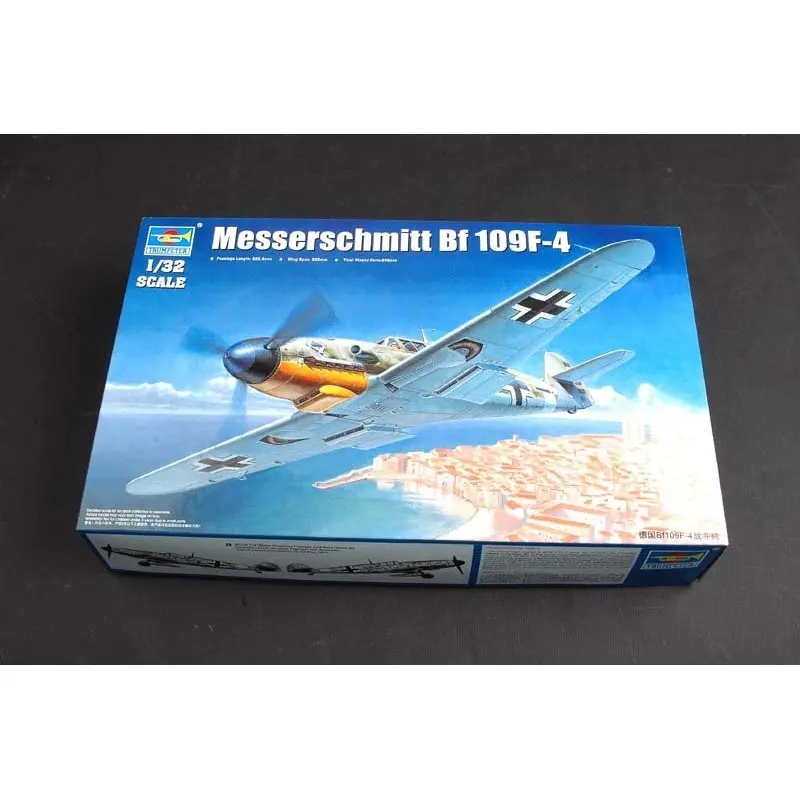 

Trumpeter 02292 1/32 Messerschmitt Bf-109F-4 - Scale Model Kit