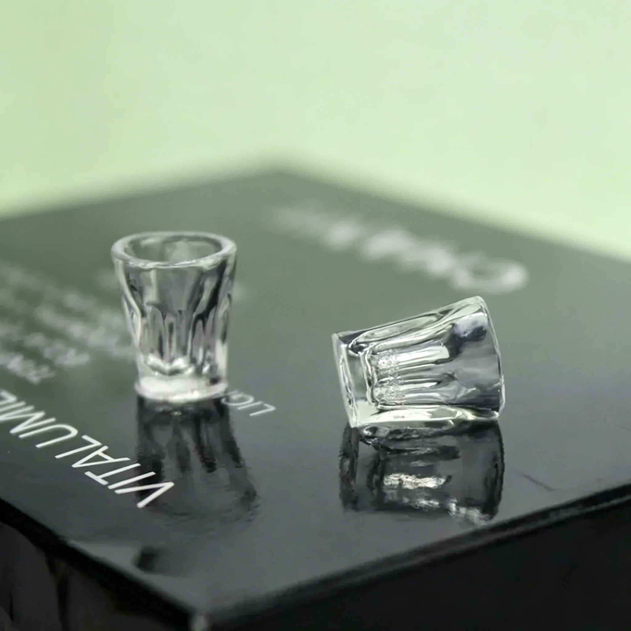 4Pcs 1/12 Scale Dollhouse Mini Cups, Simulation Transparent Water Cup Models for Dollhouse Accessories