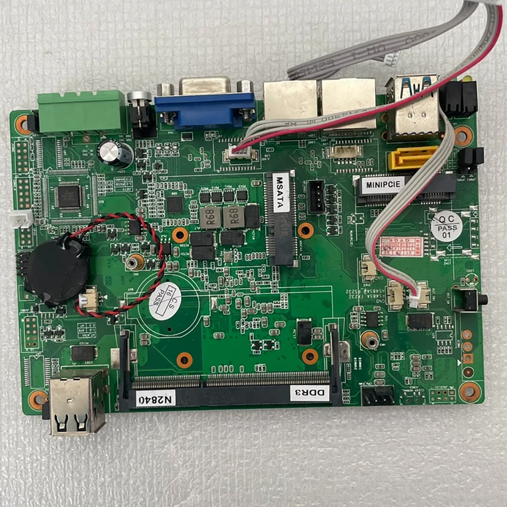 

Промышленная материнская плата GWBYT7_NEW_VERA0 N2840 DDR3 GWBYT7-NEW-VERA0