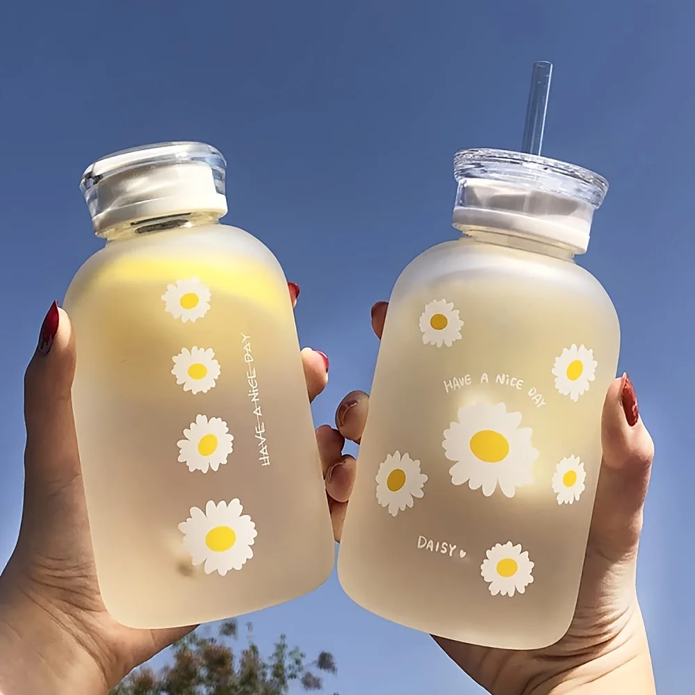 

1pc 480ml/16.23oz Matte Glass Water Bottle with Straw and Scale - Cute Little Daisy Sunflower Design - Portable and Convenient -