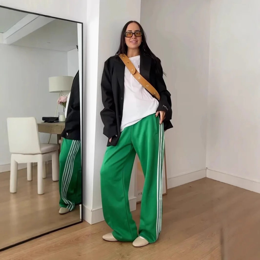 Pantalon de sport tissé rayé pour femmes, décontracté, taille mi-basse, jambe droite, Fiber de Polyester, tissu PVC, extensible moyen, nouvelle collection automne