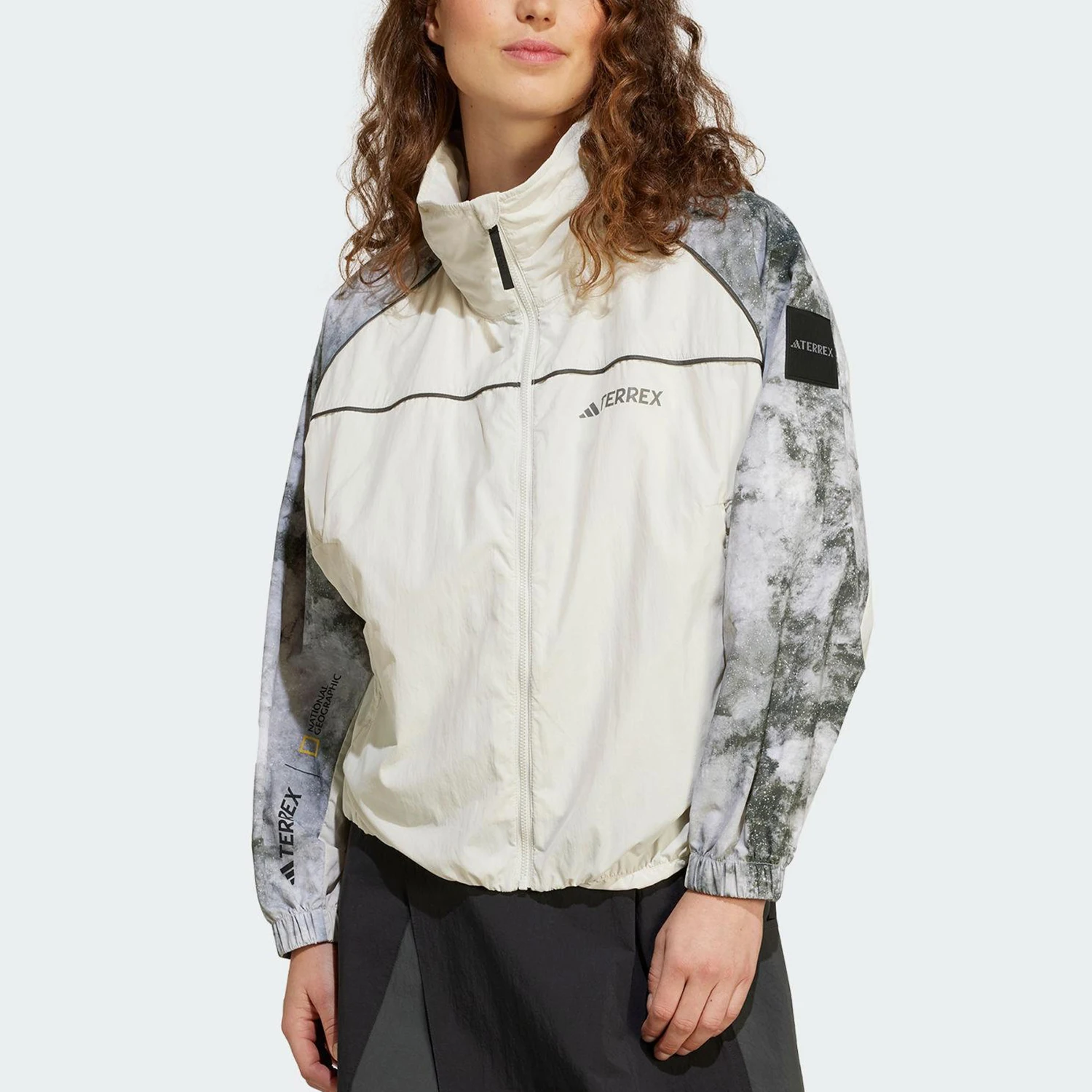 

Adidas genuine NG W.R AOP JK Women's Loose Outdoor Jacket JD5836
