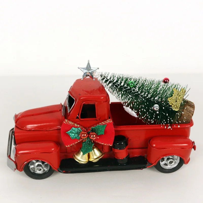Vintage Red Truck Wall Pendant Decoration, Red Metal Truck Made for Christmas Decoration Gifts, Wall Treatment Wallpaper Borders
