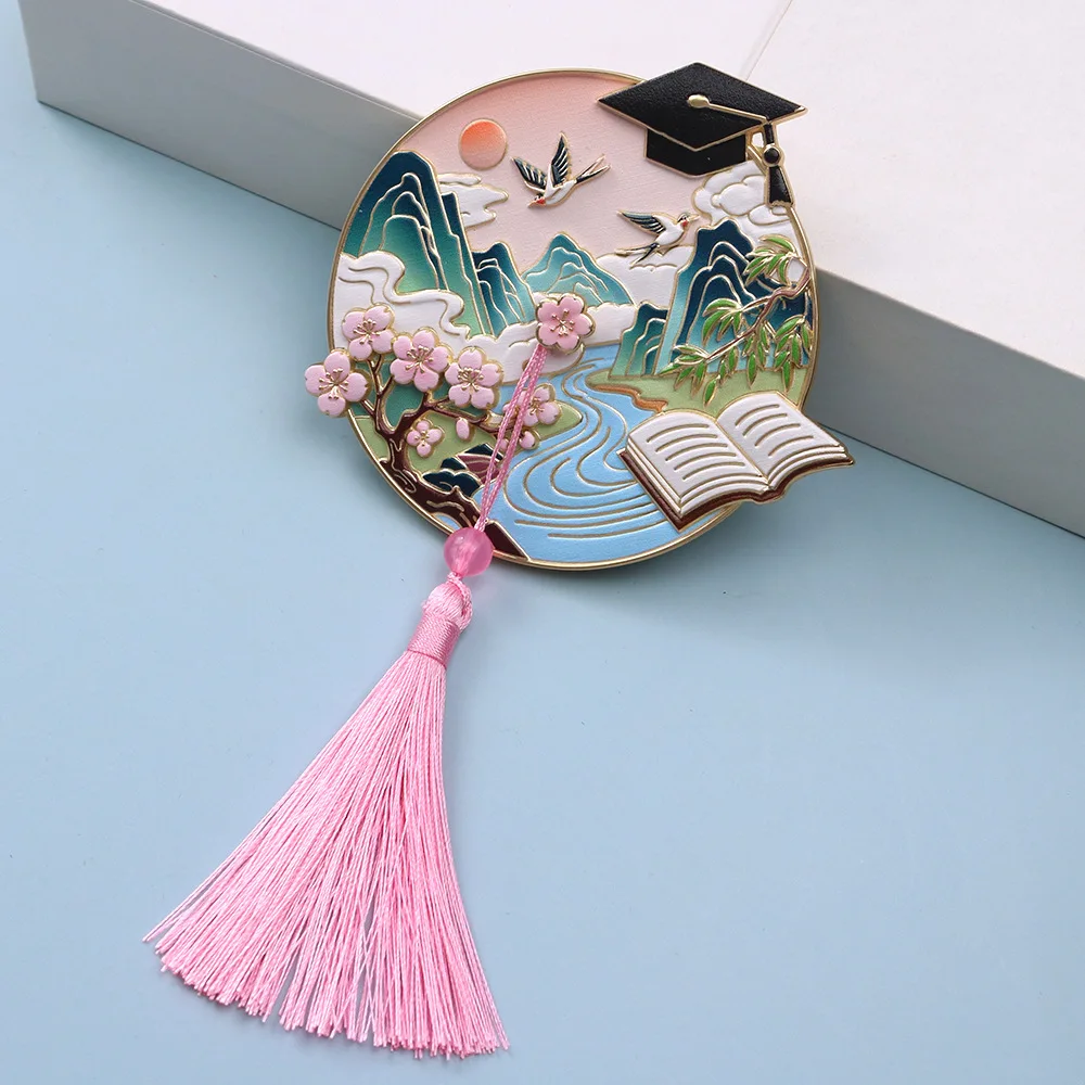 مرآة حمل معدنية عتيقة لتدفق المياه على نهر الجبال، هدية موسم التخرج المحمولة، مرآة محمولة للسفر