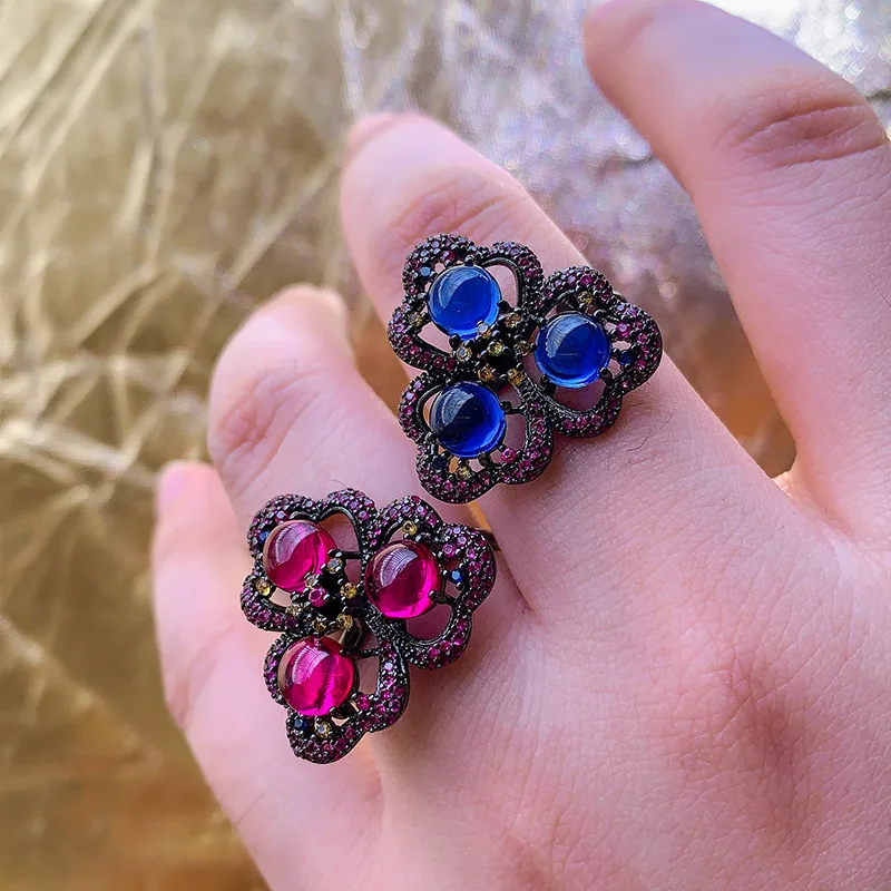 

Black Gold Ring Dark Style Flower Shape Round Red Corundum Blue Spinel Adjustable Ring