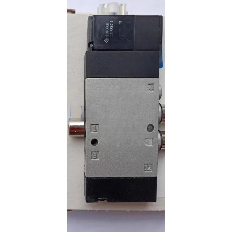 Parti per elettrovalvola FESTO CPE10-M1BH-5L-M5 196881