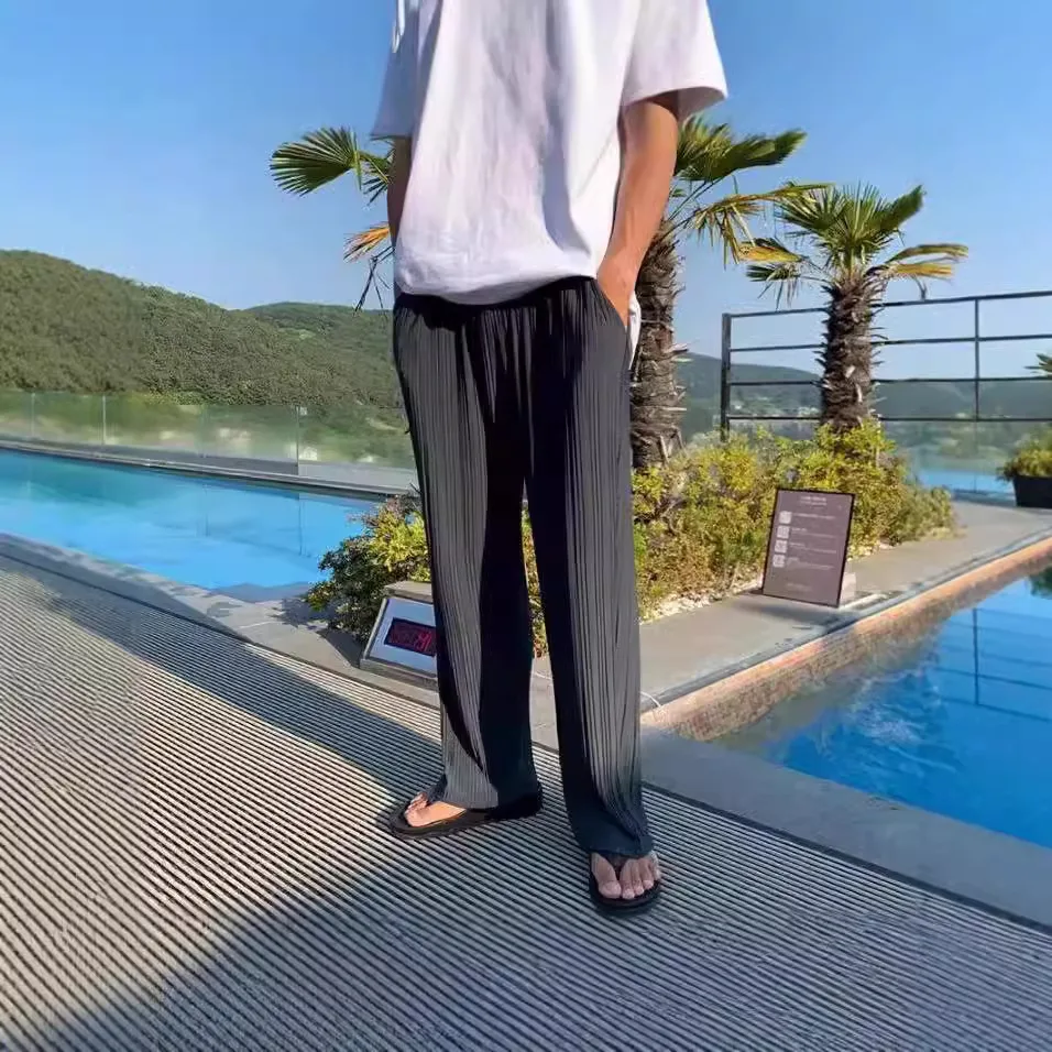 

American Style New Fashion Men's Black Dark Grey Solid Color Loose Casual Basic Simple Pleated Suit Pants Male Trousers Clothes