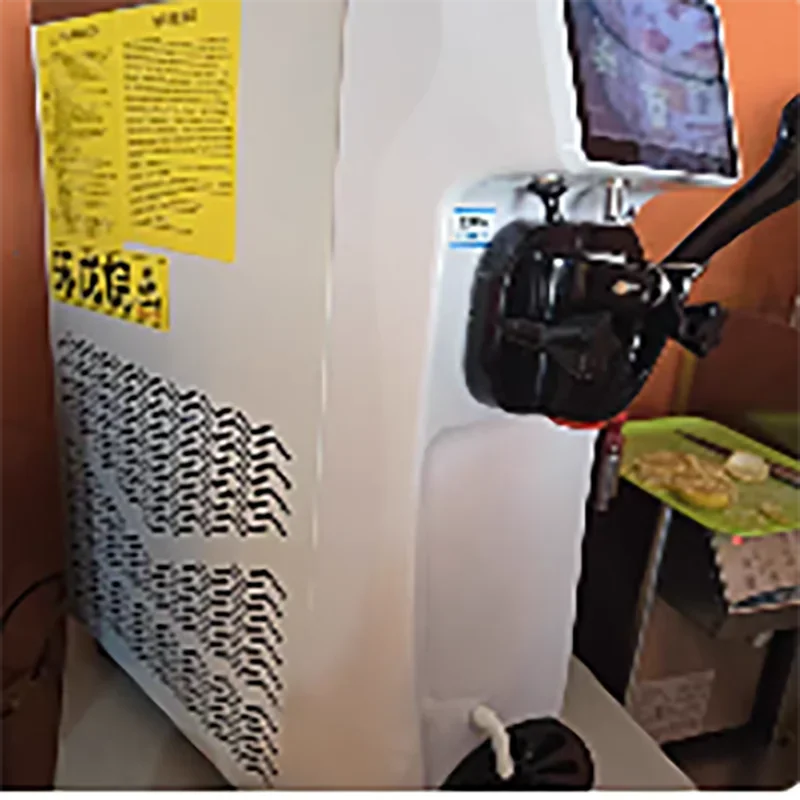 Function Commercial New Design Industrial Chinese Auto Pre-Cooling   Summer Soft Ice Cream Machine