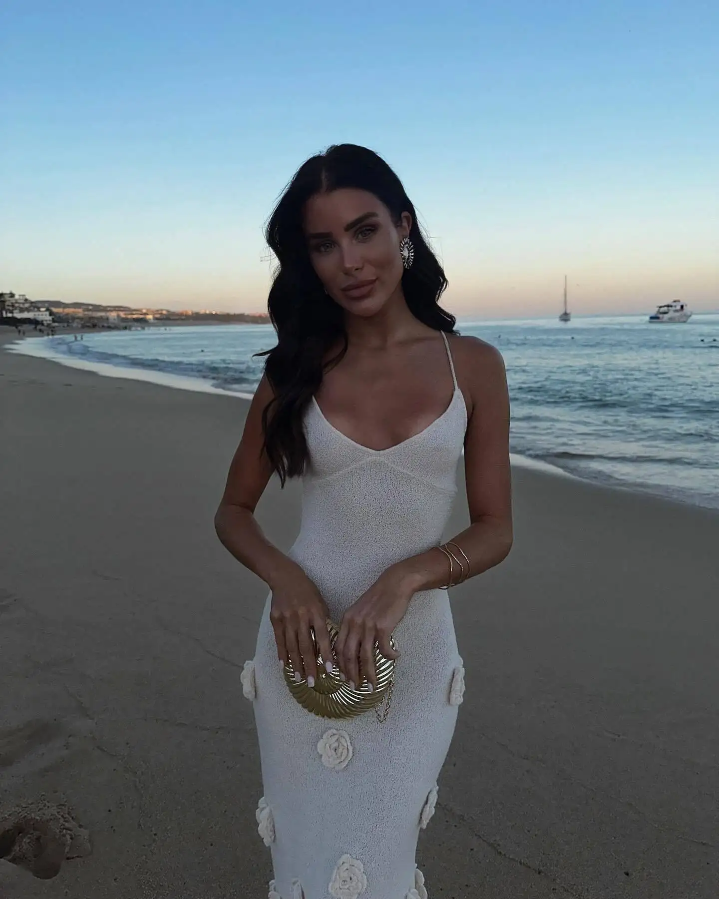 Chic 3D Floral Maxi Sexy Sleeveless Dress Women Fashion V-neck Backless Long Dresses New White Lady Party Beach Holiday Robe 