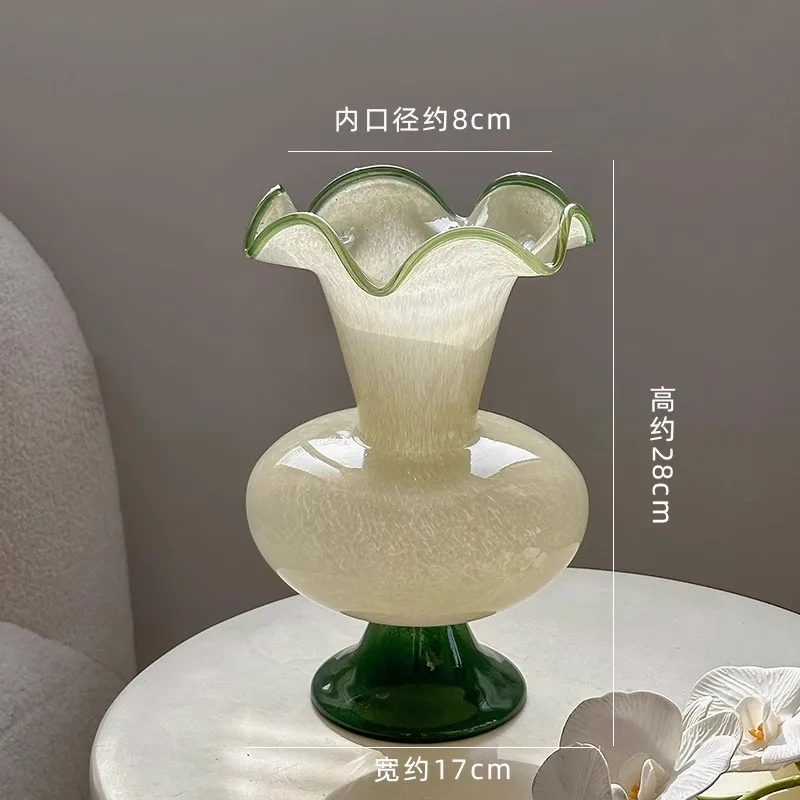 Green Glass Vase Medieval French Wave Lace Retro Literary and Artistic Style Flower Arrangement Living Room Decoration Ornament