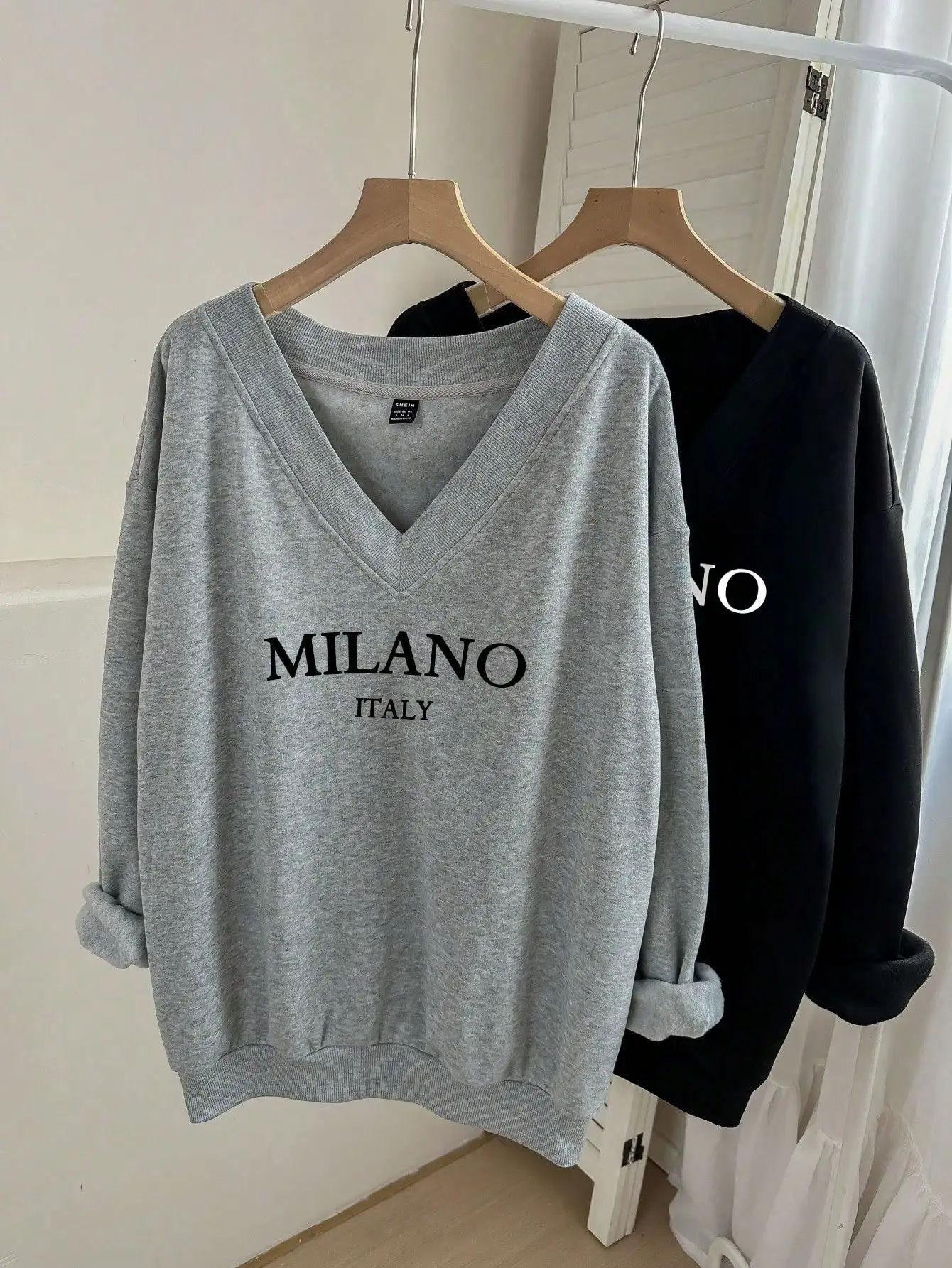 

MILANO ITALY V-Neck Loose Fit Sweatshirt for Women, Casual Fall/Winter Top, Grey & Black
