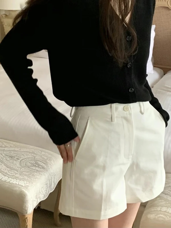 한국 스타일 루즈 슬리밍 캐주얼 와이드 레그 팬츠 여성 여름 2025 신상 다용도 스몰 사이즈 화이트 반바지 하이웨이스트