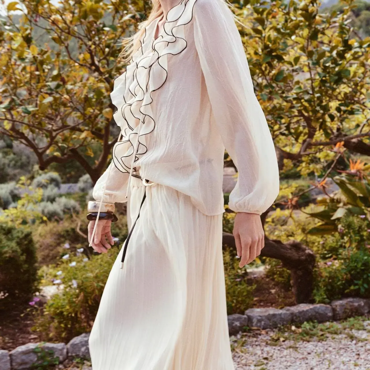 

Spring New Sle Women's Faion irt Skirt Set Layered Decoration Long Sve V-Ne Polyester Fiber Long Pants