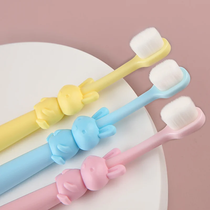 Brosse à dents souple pour enfants, poignée de dessin animé, soins bucco-dentaires, articles sains pour bébé, nouveau