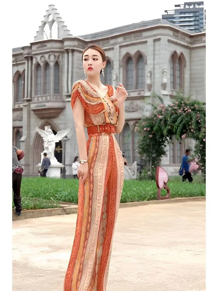 2024 Yujie Explosive Street Top Light Luxury High End Ethnic Style V-neck Shirt Two Piece Set Pants Women\'s Summer