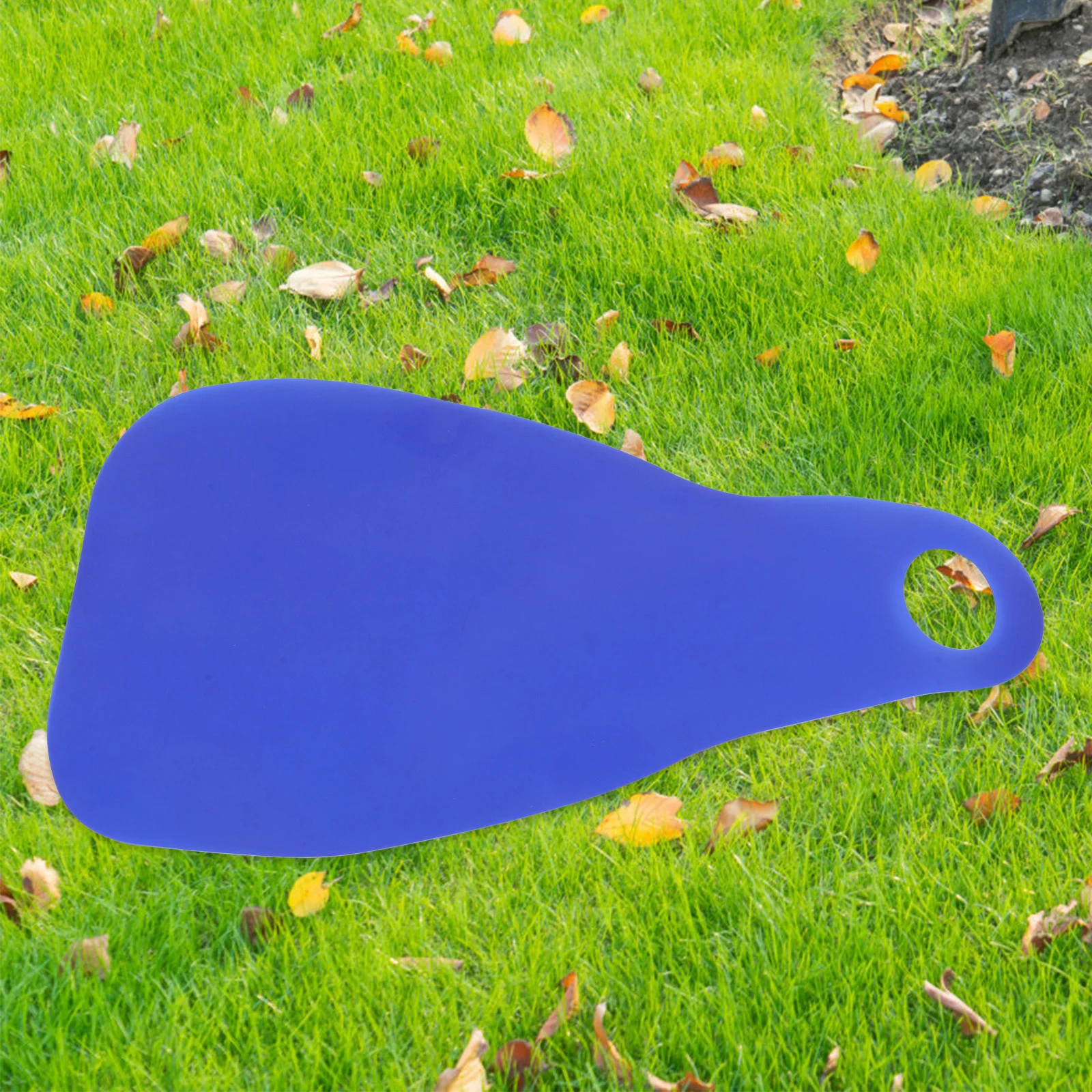 Slitta da neve pieghevole semplificata Tavola scorrevole da esterno leggera in plastica per lo sci invernale sulla neve in discesa con erba di sabbia