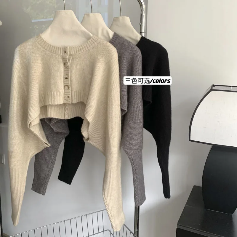 Round Neck Comfortable Short Cardigan Sweater Women's Solid Color Autumn And Winter Elegant Thermal Temperamen Cardigan Sweate