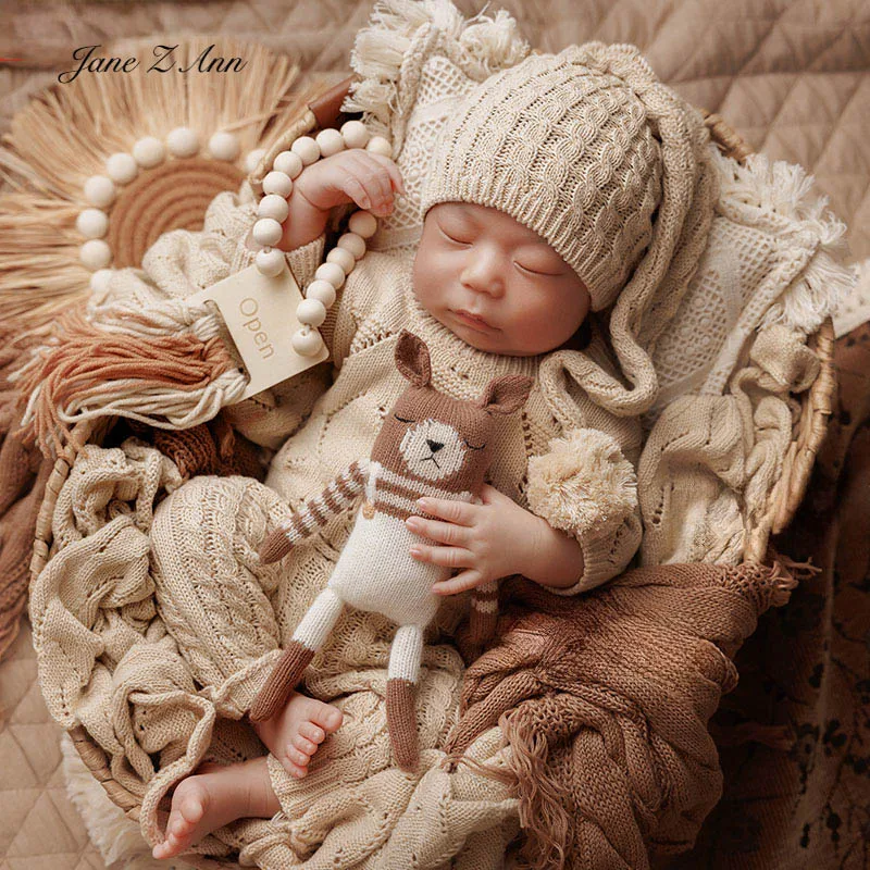 

Newborn photography props beige long tail pom pom hat with romper hand knitted baby outfit for photoshoot infant portraits