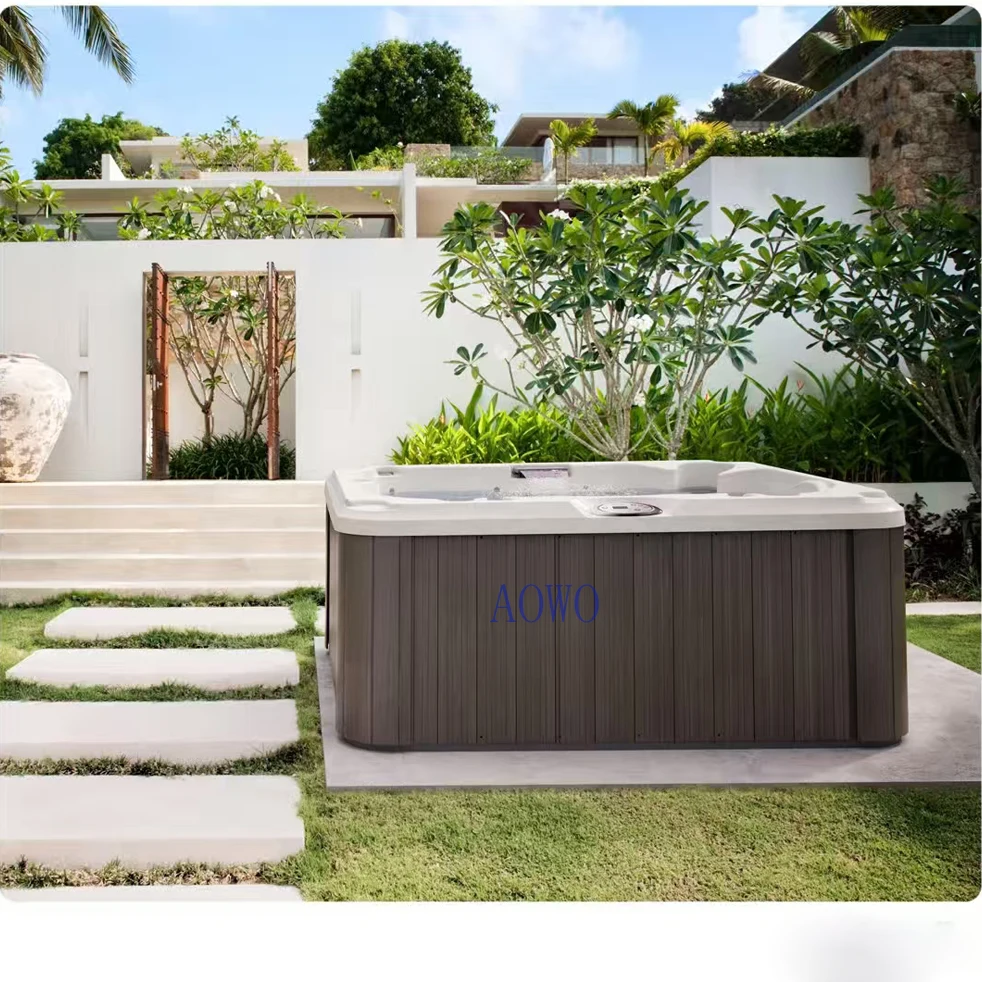 Outdoor Sauna Hot Outdoor Swimming Pool Outdoor Spa Spa Five People Use