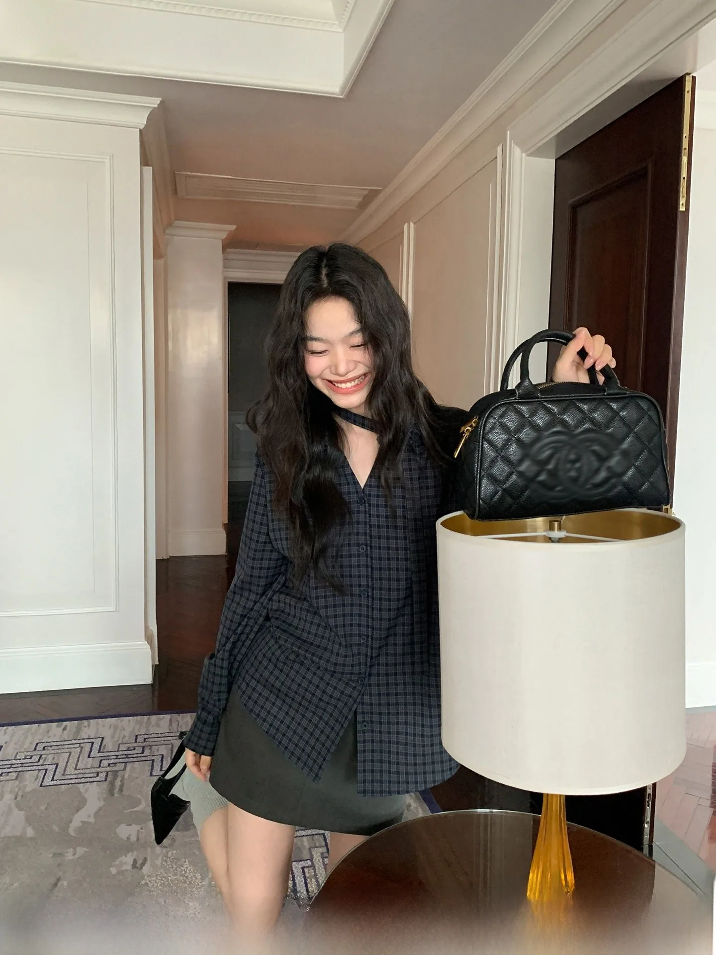 

Elegant Floral Tie V-Neck Plaid Shirt Women's Spring New Style Retro Shirt Unique Charm Korean Style Loose Fit Shirt