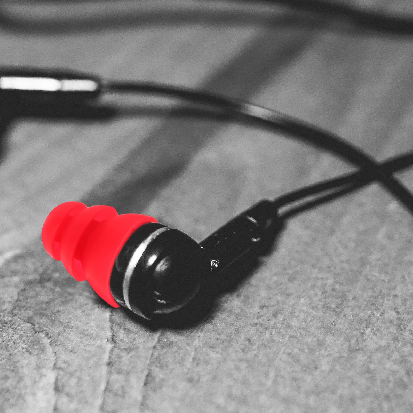 

15Pcs Earbud Earphone Tips Replacement Silicone Soft Comfortable Ear Covers Noise Reducing Earbud Protective Covers