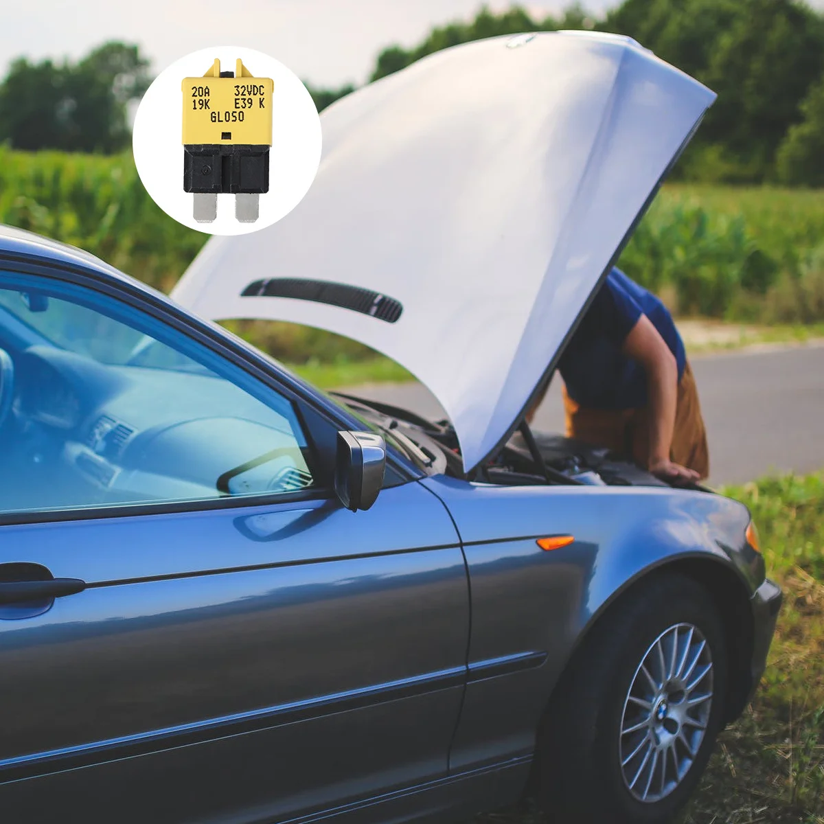 

20a Manual Reset Circuit Breaker 28V Dc Yellow Color-Coded Automotive Fuse Block for Low Voltage Wiring Resettable Fuse