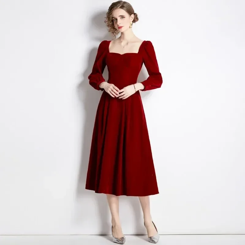 Square Neck Velvet Dress French Vintage Hepburn Style High Grade Feeling Temperament Nylon Solid Color Slim Fit Dress