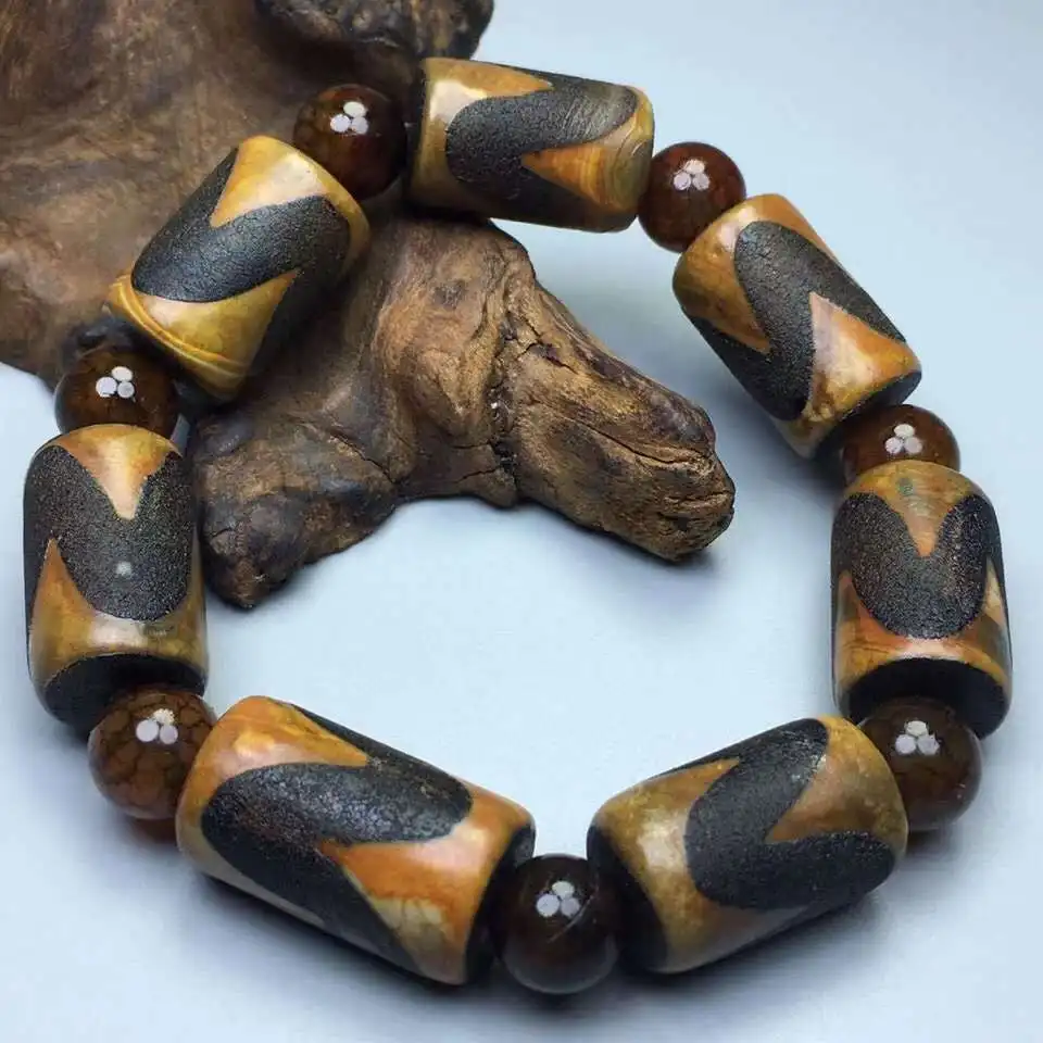 

Natural Tibetan Old Agate Tiger Tooth Weathered Old DZi Bracelet Men's and Women's Ethnic Style Versatile Bracelet Jewelry