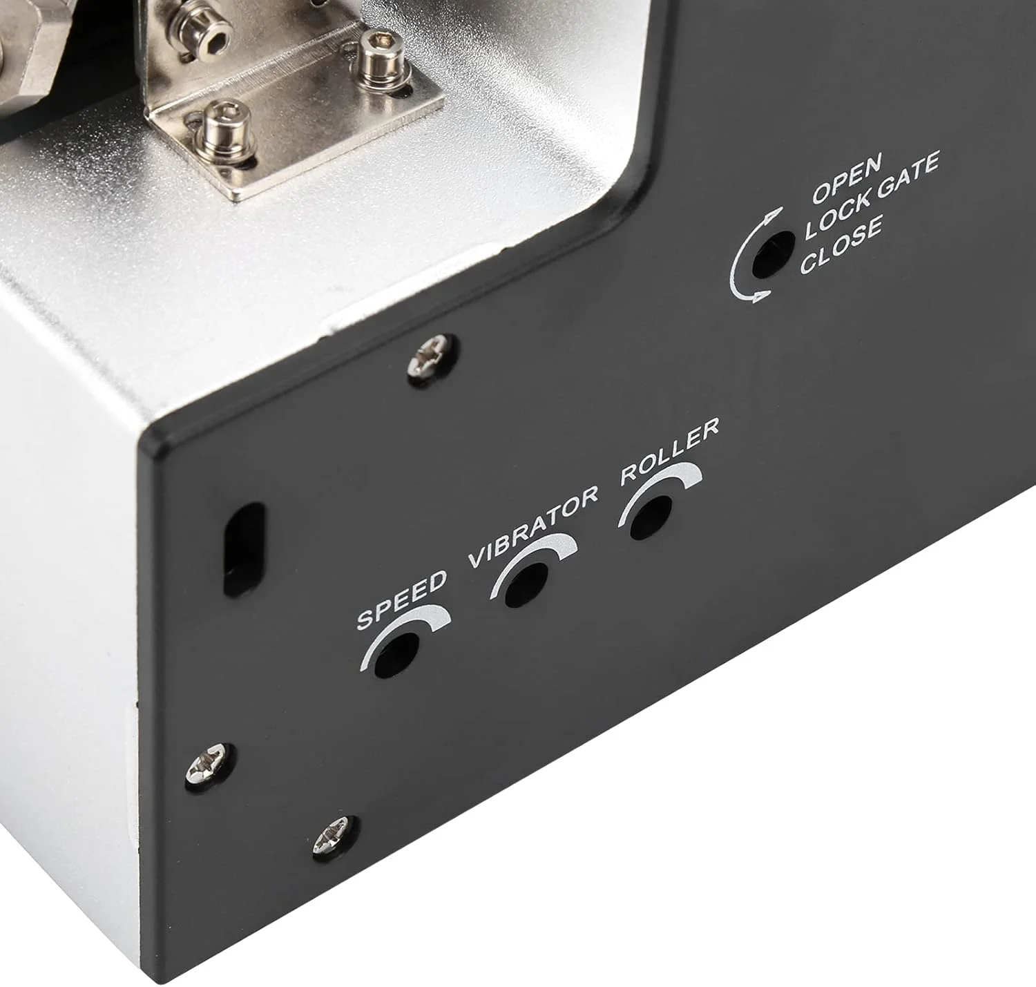 เครื่องขันสกรูอัตโนมัติ  รองรับสกรูที่มีความยาวต่ำกว่า 20 มม.