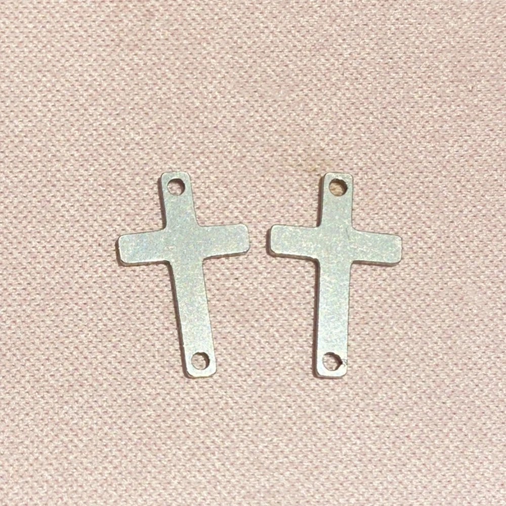 

30Pcs Cross Diy Jewelry Connectors Wholesale Tow Holes Earring Charms Stainless Steel Holy Cross Keychain Handmade Drop Sell