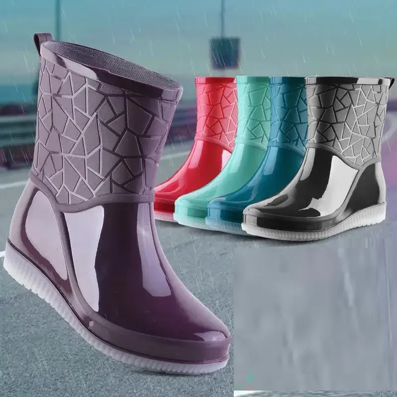 Rain Boots Women Waterproof Kitchen Car Wash Work Non-slip Mid-Calf Water Boots Antiskid Wear-Resistant Thickened Women Shoes