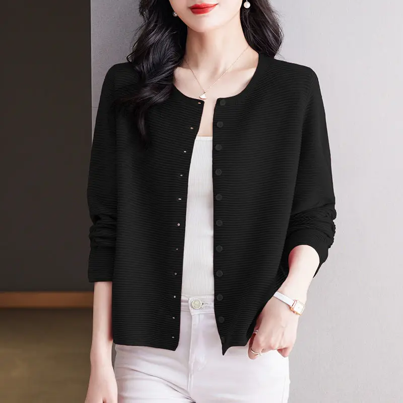 2024 New Summer Elegant Fashion Bohemian Retro Office Lady Coat Women Knitting Button Solid Color O Neck Long Sleeve Y2K Tops