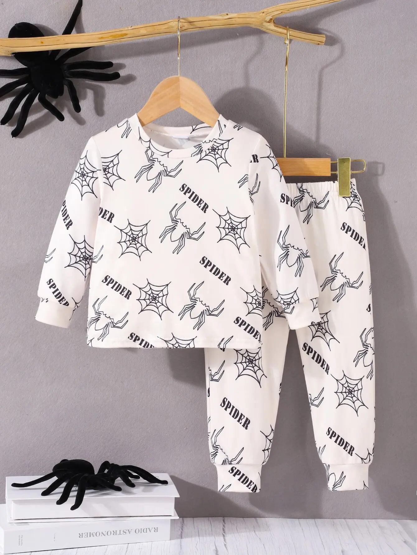 2piece Autumn Baby Boy Casual Comfort Simple Long Sleeve Trousers Loose Pajamas Set Spider Web Cartoon Print Full Print Cute Set