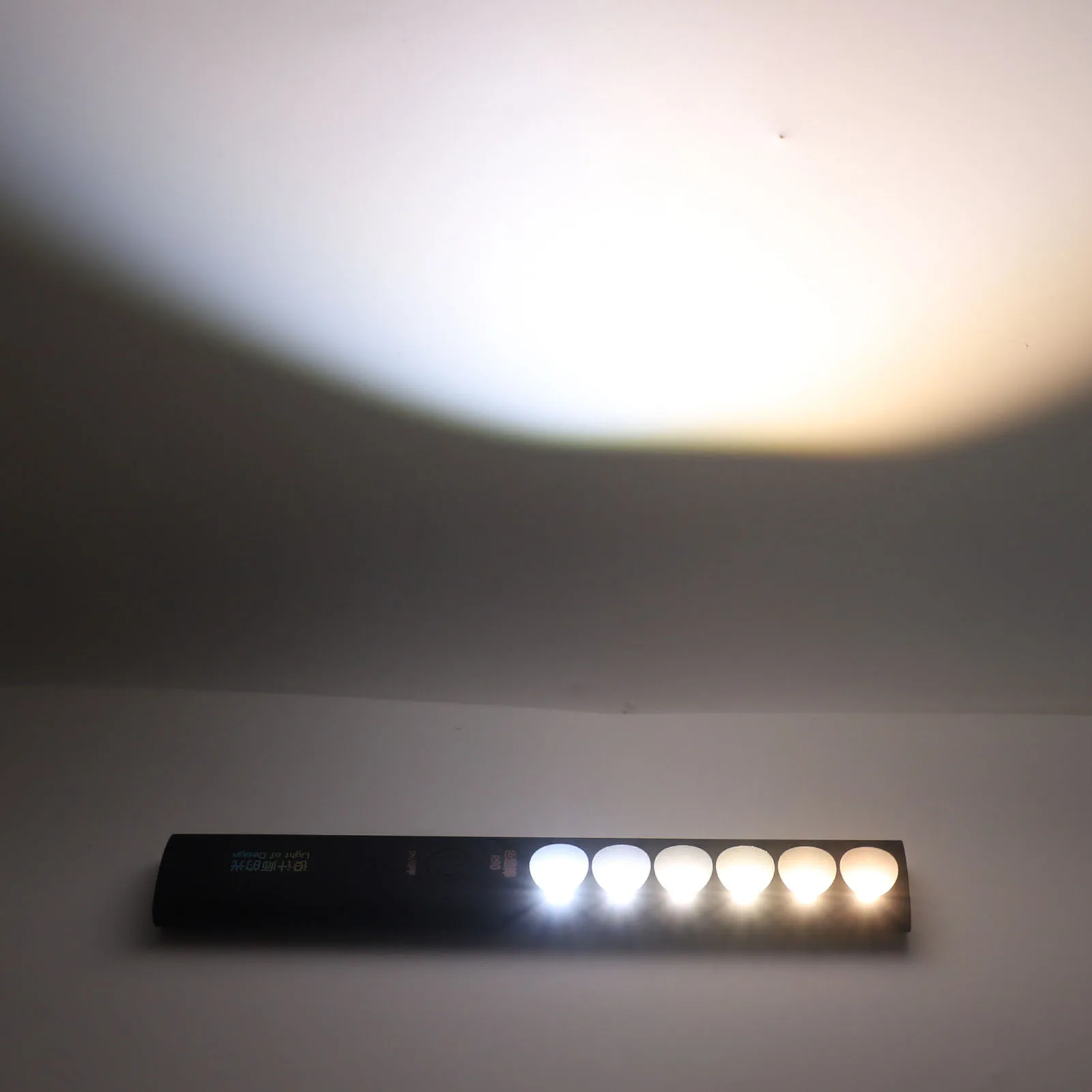 E5 Tragbarer professioneller Farbtemperatur-Lampenstab, wiederaufladbar, 2700 K-6000 K, Farbe, 6 Modi, Fotografie, Licht, Foto-Zauberstab