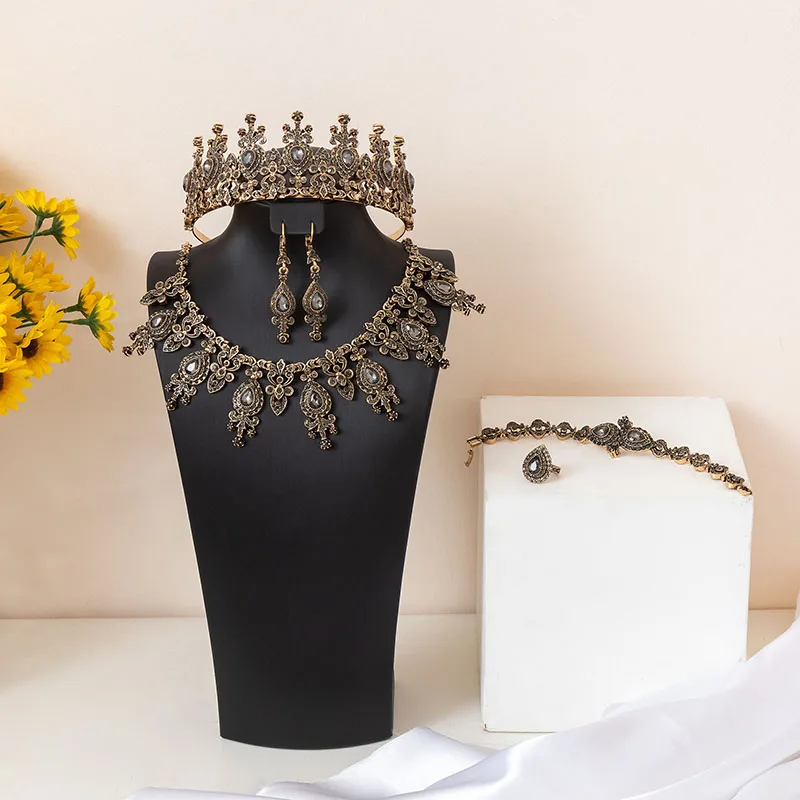 

Moroccan-Style Luxury Bridal Bijou Jewelry Set Crystal Necklace Earrings Bracelet Ring Crown Drop for Kaftan Wedding Dress