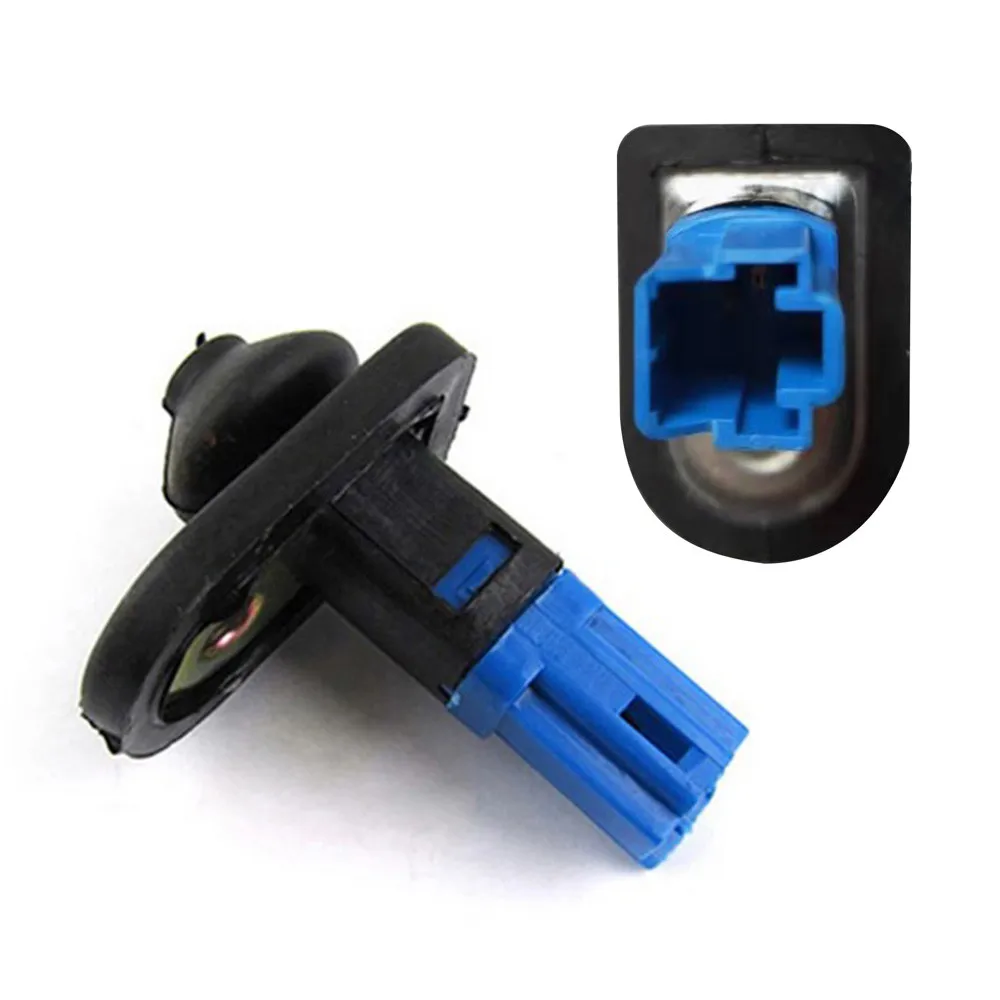 New Useful DOOR LAMP LIGHT SWITCH Accessories For L200 1996-2007 For PAJERO 1990-2003 MB861149 1Pin Replacement