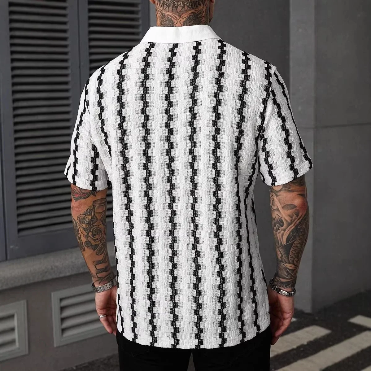 New Men's Retro Checkered Knitted Short Sleeved Shirt Versatile Casual Temperament Top
