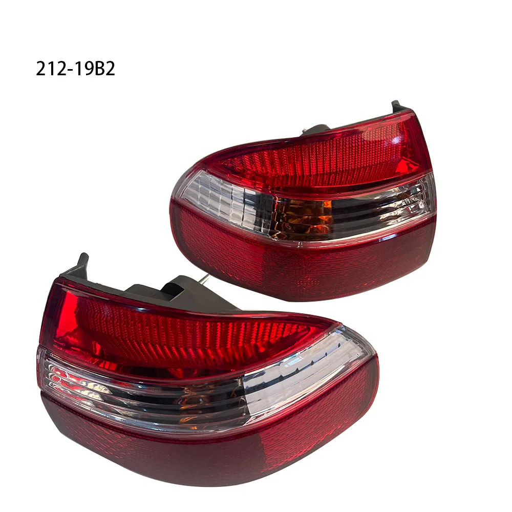 A Pair Car Rear Lights Corolla AE110  81550-1E080 81561-1E040 81580-12030 For Toyota 1998 to 2000