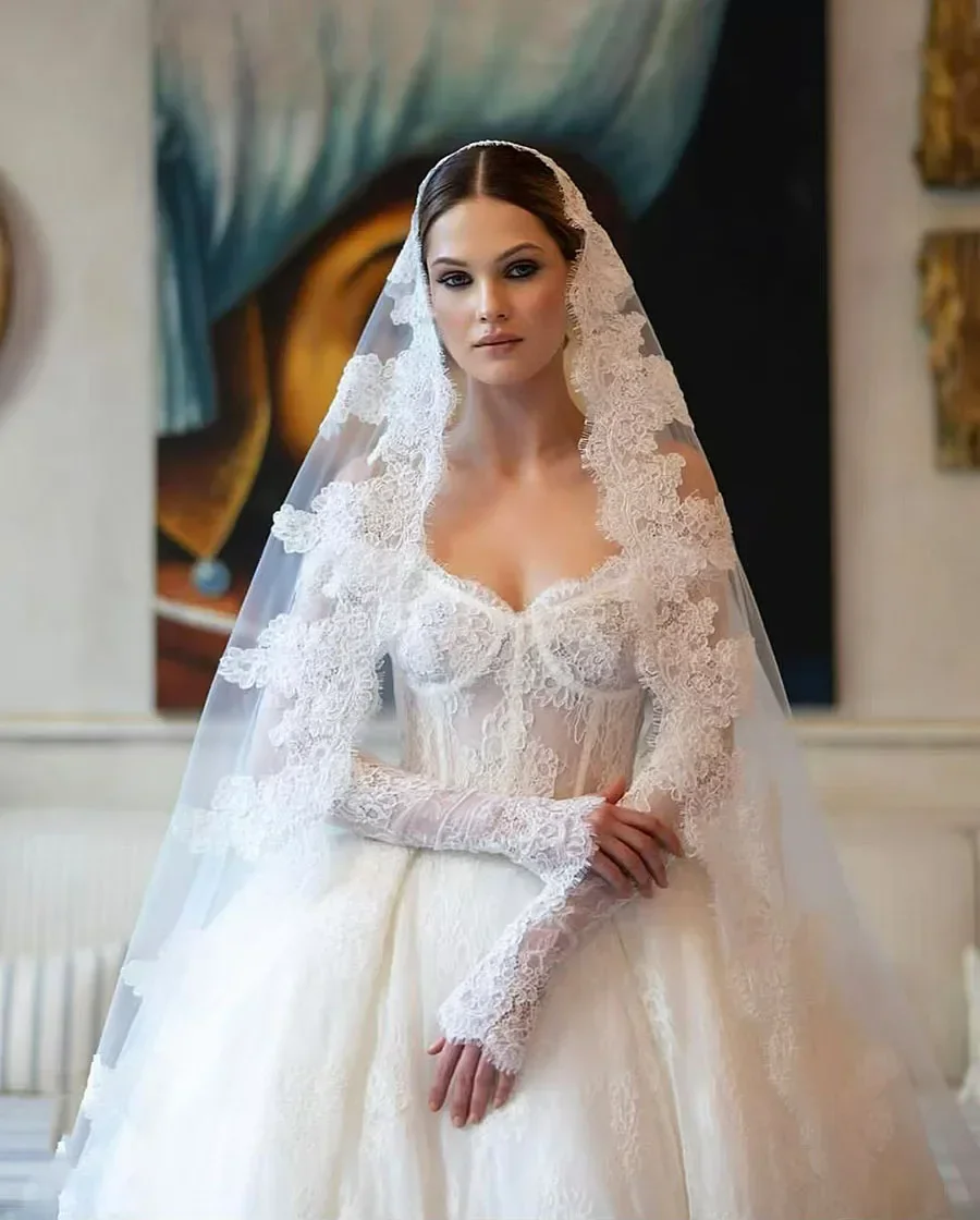 Abito da sposa in pizzo con abito da ballo personalizzato con spalle scoperte con maniche lunghe Abito da ballo Abiti da sposa Abiti da Noiva