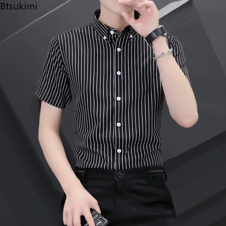 

2025 Men's Summer Ice Silk Short Sleeve Shirt Light Luxury Business Social Shirt Stripe Non Ironing Wrinkle Resistant Shirt Male