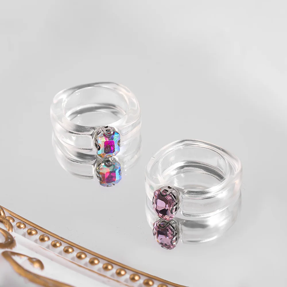 2Pcs/Set New Fashion Shiny Clear Acrylic Resin Colorful Irregular Crystal Rhinestone Zircon Ring For Women Wedding Jewelry 2022