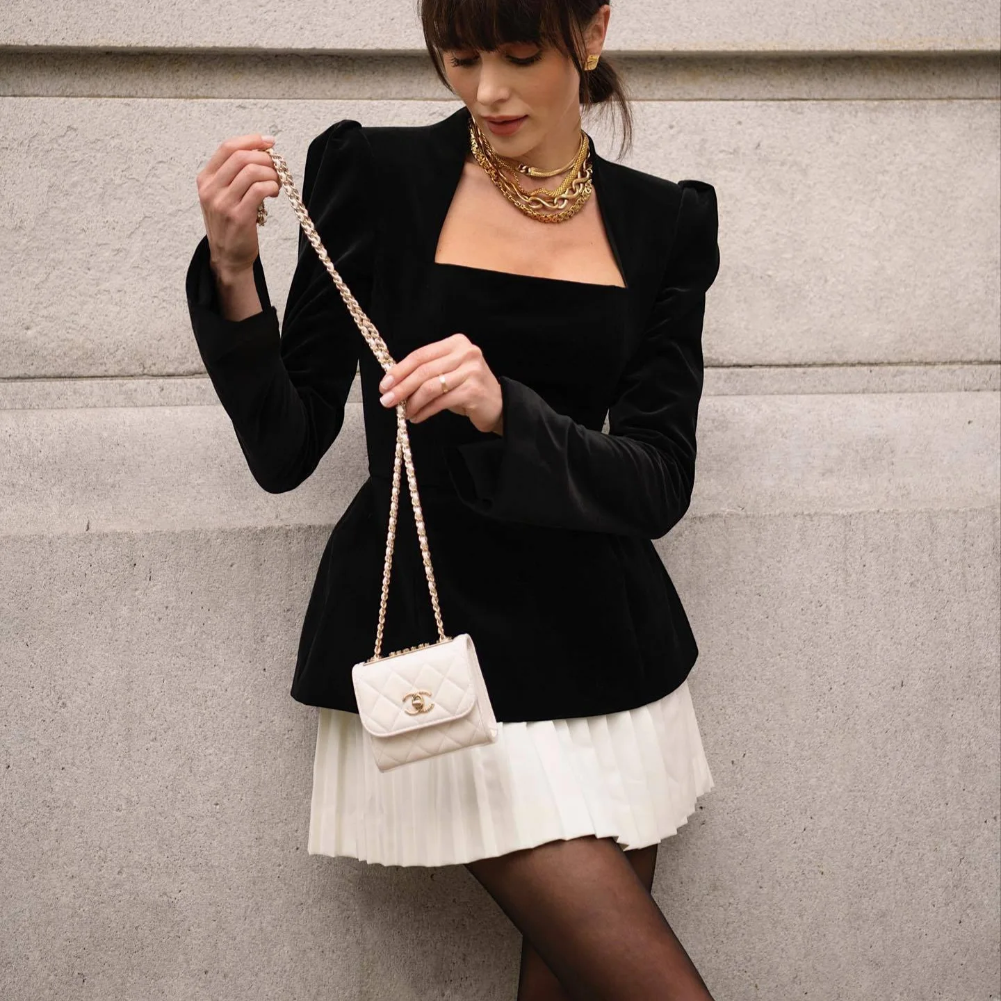 

New Fashionable Personality Long Sleeve Color Block Pleated Hem Velvet Mini Dress Date Outfit Summer Dress Robe Vestido Women