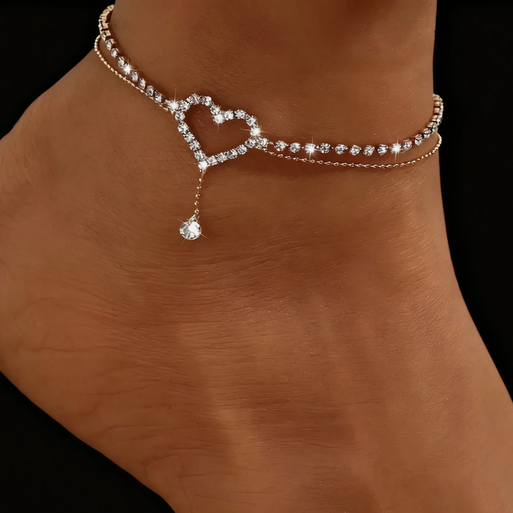 Light Luxury, High-End, Super Shiny, Full of Diamonds, Heart-Shaped Double-Layered Foot Jewelry, Fashionable and Shiny Rhinestone Anklet, Holiday Party Accessories for Women